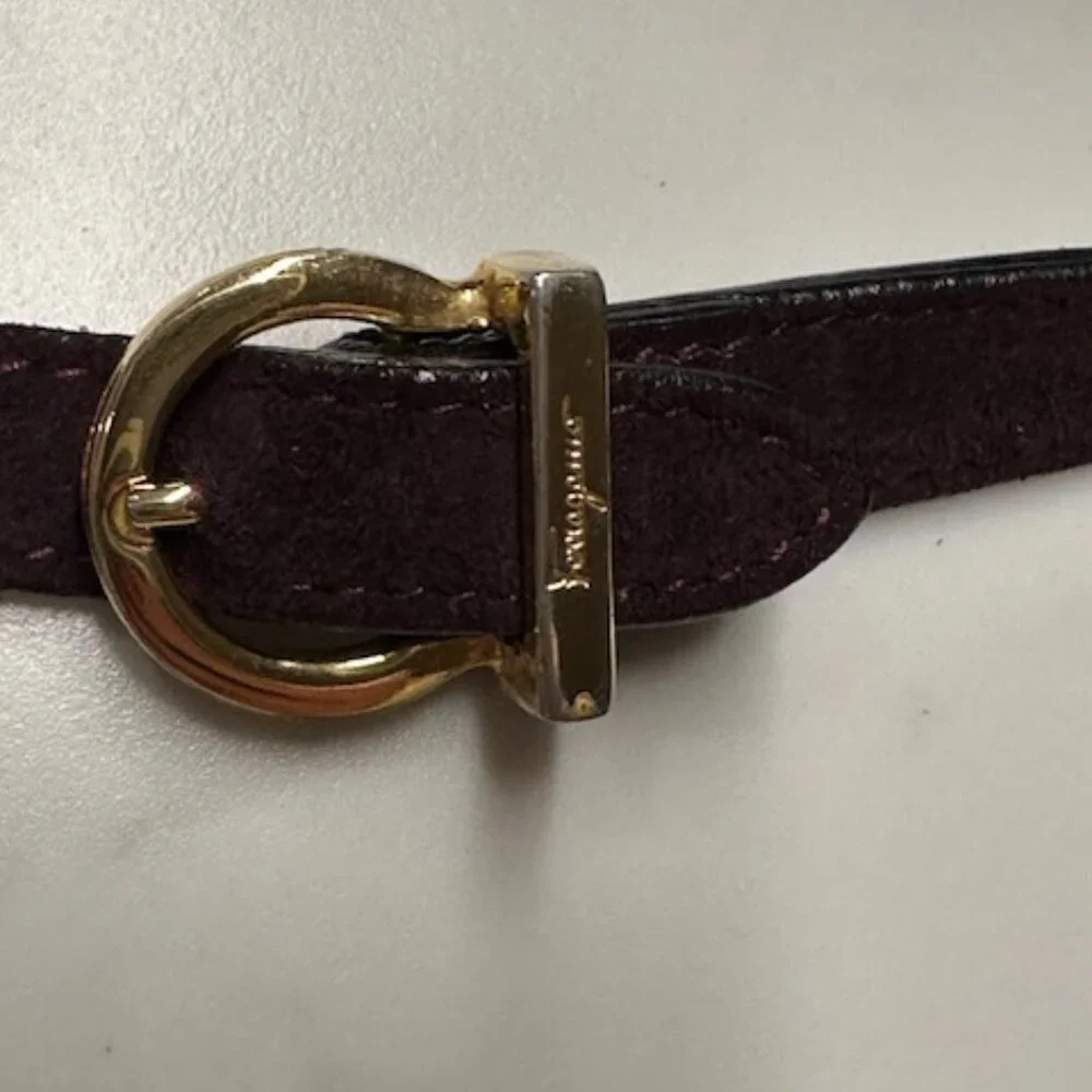 🔥🔥🔥Salvatore Ferragamo Suede Plum/Burgundy Color Crossbody/Shoulder Bag EUC!